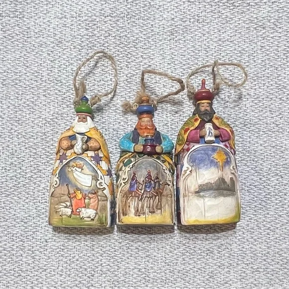 Jim Shore 2004 Heartwood Creek Set of 3 Wisemen Hanging Ornaments - Picture 2 of 16